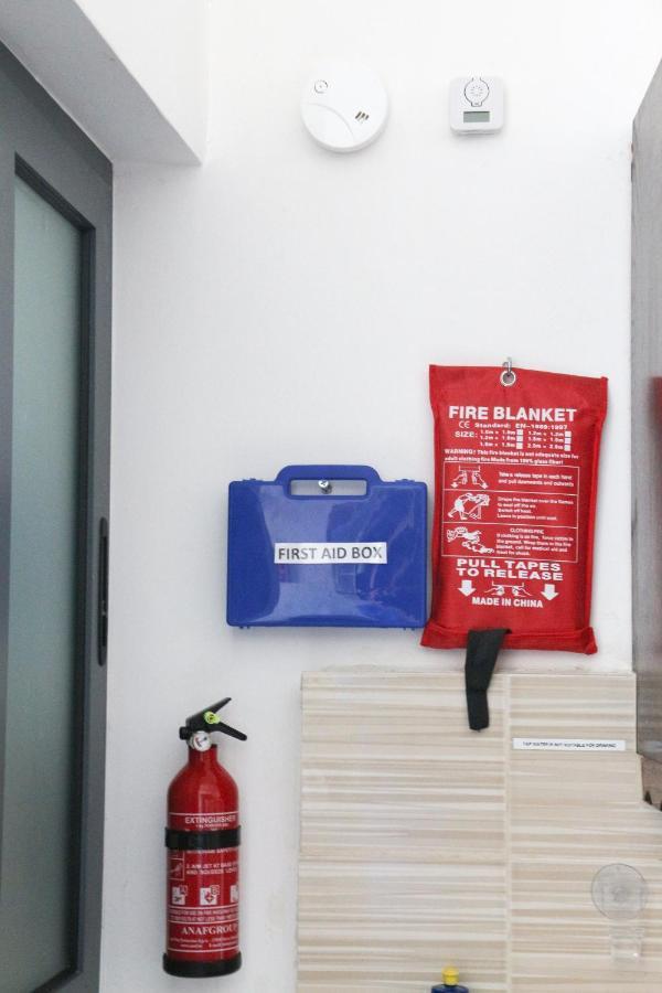 Xl Central Home - Sleeps 10 People Pietà Εξωτερικό φωτογραφία